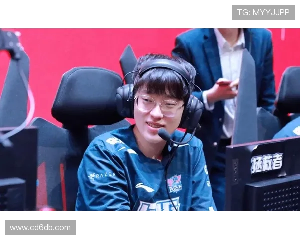 TES在世界大师赛积分榜中以100分稳居第一名展现强大实力