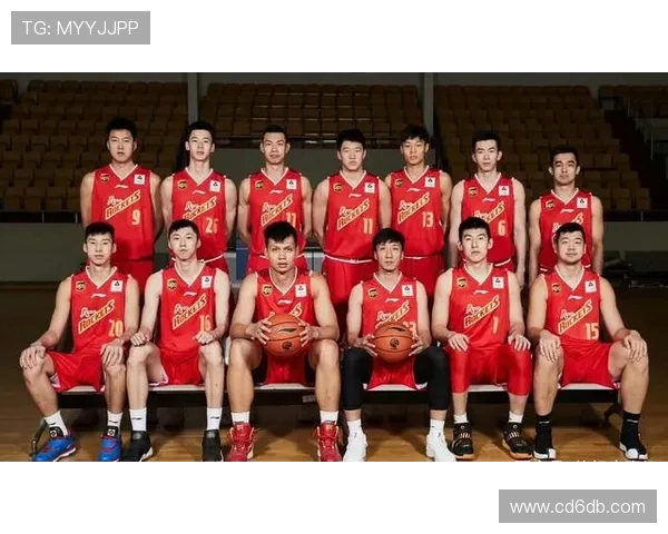 南京排球队反击策略分析及其在比赛中的成败得失探讨