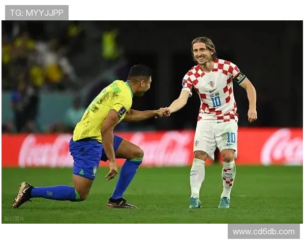 内马尔与莫德里奇对决解析足球场上的技术与智慧之争