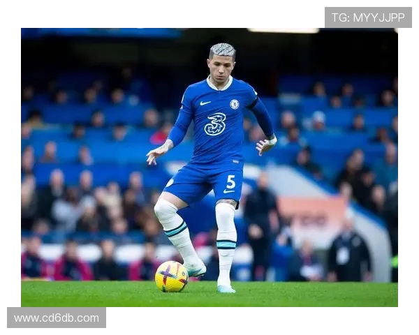 切尔西与曼联激战中央5台直播精彩瞬间回顾与分析