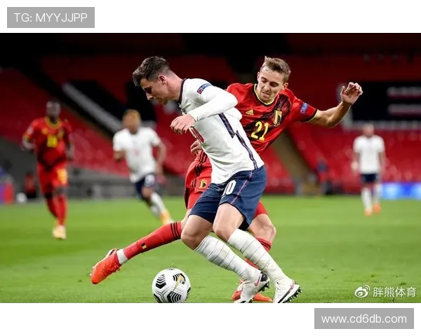 基辅迪纳与拉齐奥对决前瞻及战术分析探讨