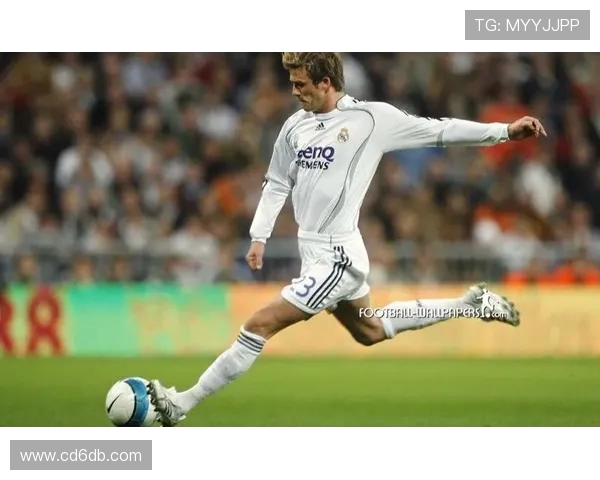 贝克汉姆加盟皇马的传奇故事与足球生涯的辉煌交织