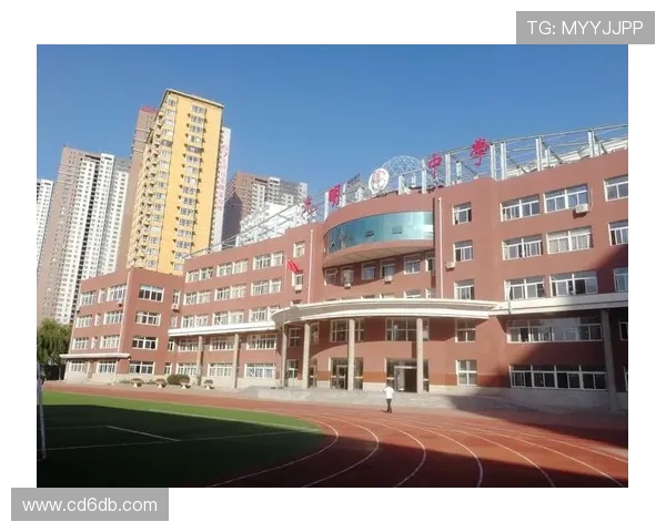 李芳专访：从青涩少女到乒乓球冠军的奋斗与成长之路