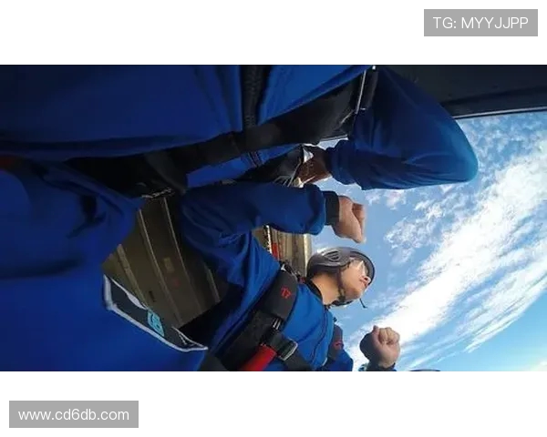 重庆极限运动队与广州极限运动队技术较量的全面分析与总结 重庆极限运动队与广州极限运动队技术较量的全面分析与总结