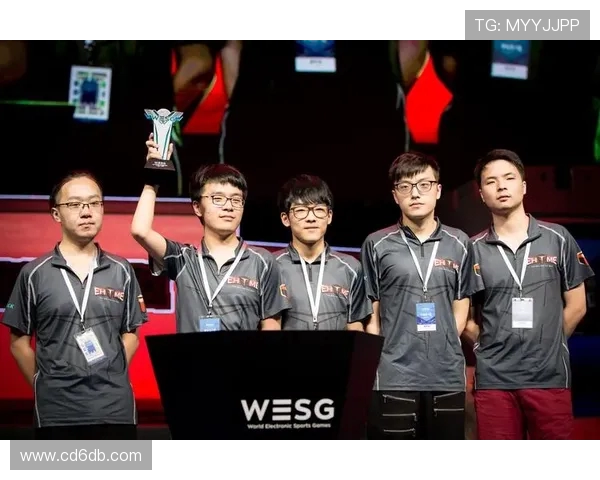 V5战队在CSGO比赛中边路渗透策略的成功与失败分析